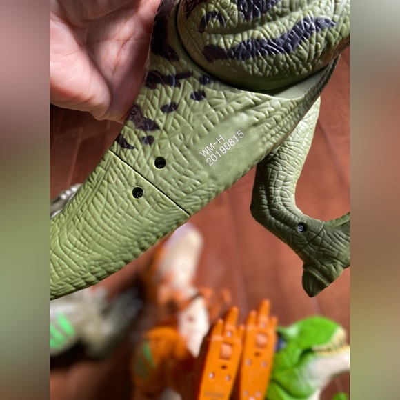 ZURU Robo Alive T-Rex Walking Robotic Dinosaurs w/ Sound & Movement Lot of 3 +1 - Picture 8 of 9